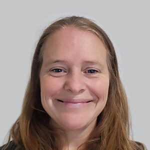 Headshot of Jennifer Pierce