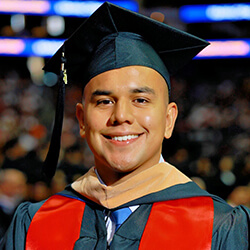 headshot of Carlos Figueroa Hercules