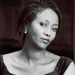 headshot of Siamanda Chege