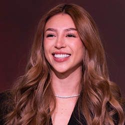 A headshot of Shannia Nunez.